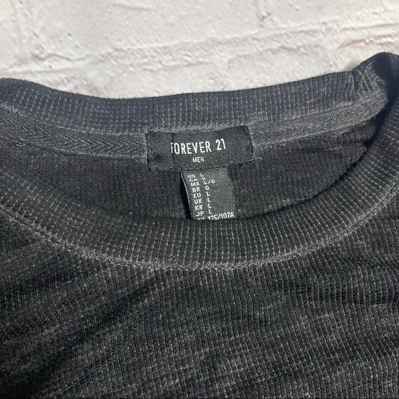 🆕 [f21] oil-washed crew neck tee - Picture 2 of 3